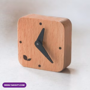 ساعت چوبی تبلیغاتی