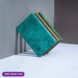 نمای روبه رو از سررسید ترمو کارون در سه رنگ