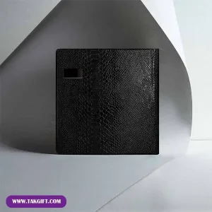 نمای روبه رو سررسید چرم رهام