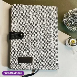 دفتر یادداشت تبلیغاتی دکمه دار همراه با جای خودکار